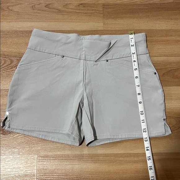 INC International Concepts Women's Cream High Waist Shorts - Picture 5 of 6